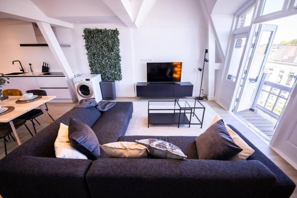 Happily 2 Bedroom Serviced Apartment 75M2 -Nb306H- Ротердам Екстериор снимка