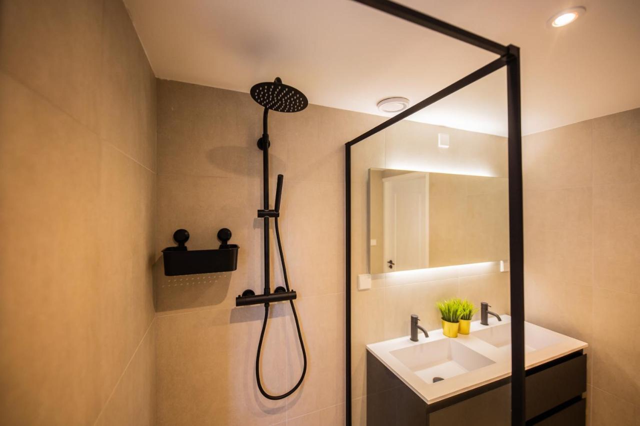 Happily 2 Bedroom Serviced Apartment 75M2 -Nb306H- Ротердам Екстериор снимка